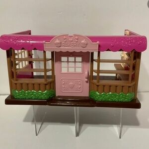 Calico Critters Lil Woodzeez Bataat Bakery Shop Play Set Pink Building T…